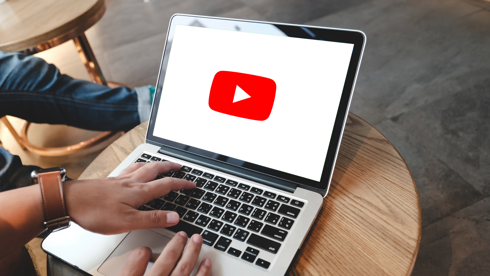 Video Builder – jak za darmo stworzyć wideo do kampanii w YouTube?